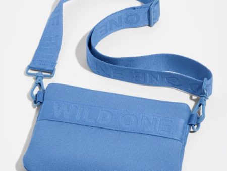 Wild One Recycled Knit Walking Treat Pouch (Moonstone) Fashion